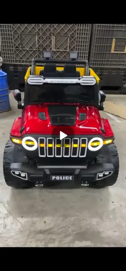 BH-826	THAR JEEP WITH WHEEL LIGHT